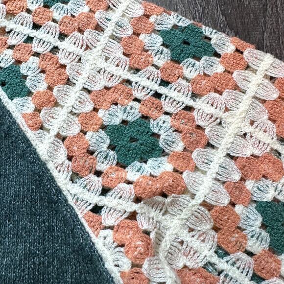 Everyday Chic Crochet Patch Sleeve Sweater Boho Cottagecore Knitwear Sz: M - Picture 7 of 8